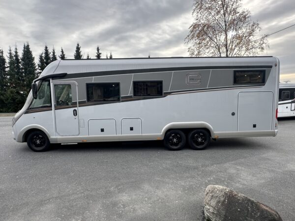Carthago chic s-plus I 64 XL mercedes 6.7t - Image 2