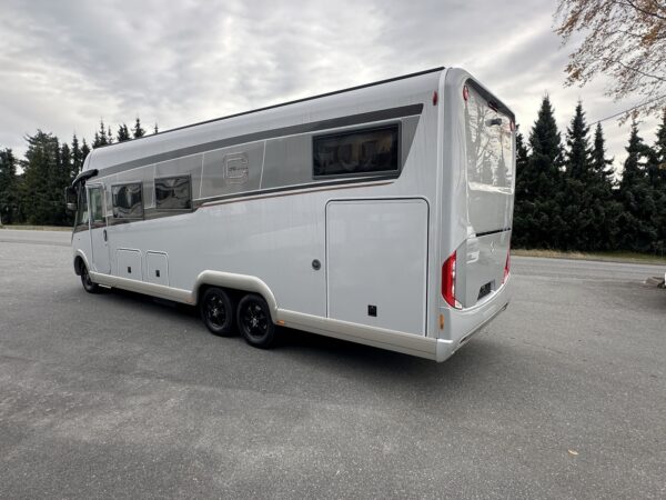 Carthago chic s-plus I 64 XL mercedes 6.7t - Image 11