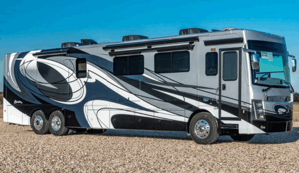FOREST RIVER BERKSHIRE XLT 45E