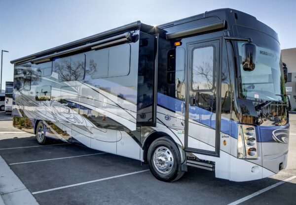 FOREST RIVER BERKSHIRE XL 40E