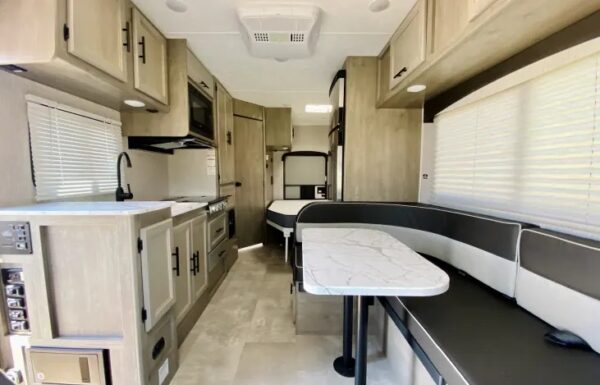 COACHMEN FREELANDER 22XG - Image 6